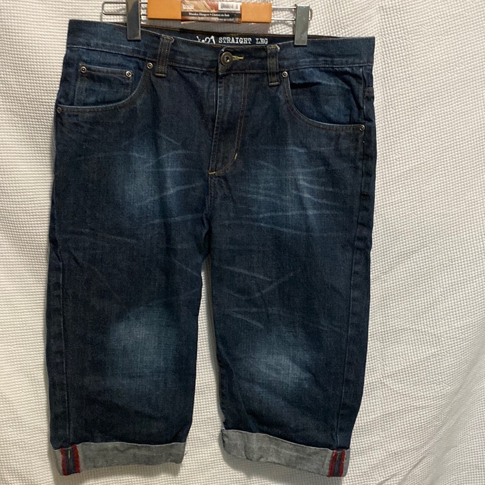 G:21 jean shorts straight leg - longer length